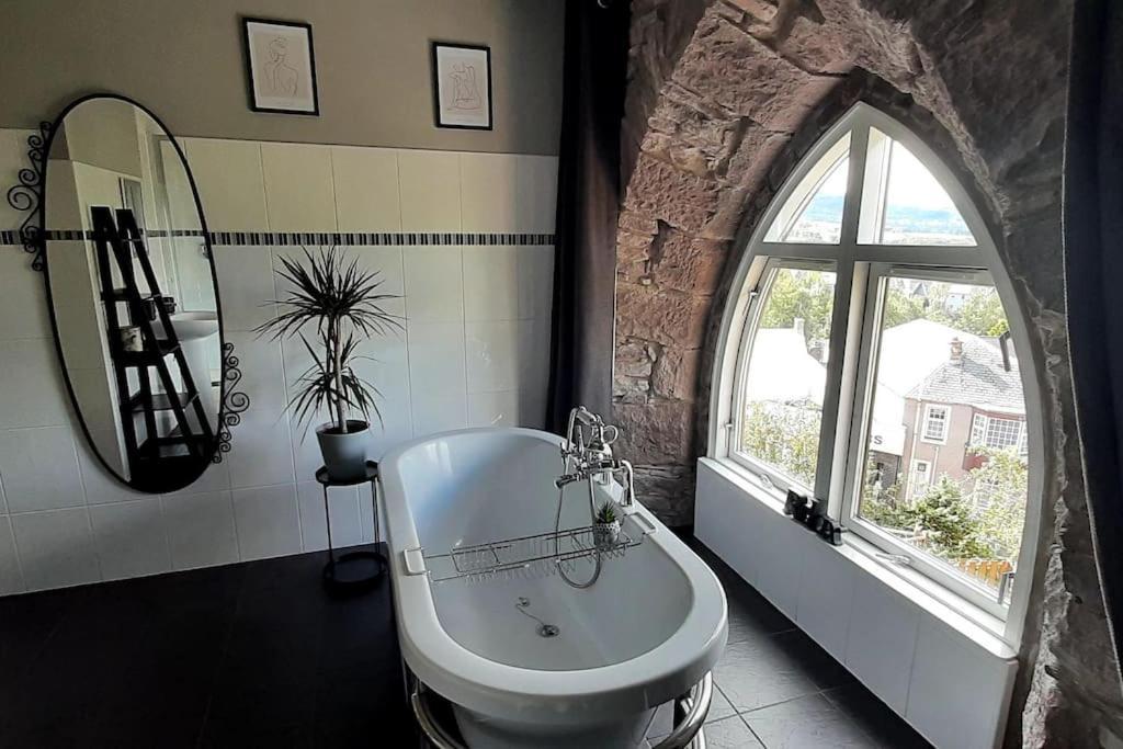 The Viewpoint, 2 Bedroom Apartment In Crieff Eksteriør bilde