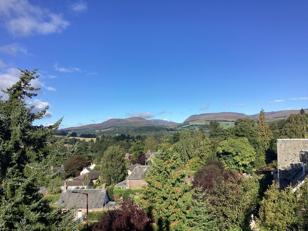The Viewpoint, 2 Bedroom Apartment In Crieff Eksteriør bilde